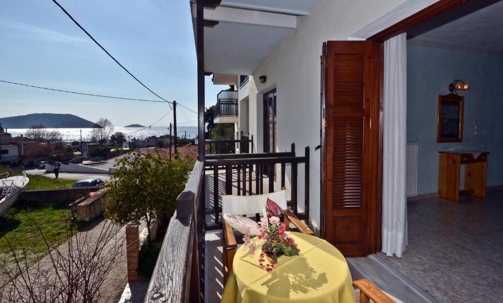 Aris Junior Studio & Apartments Neo Klima Buitenkant foto
